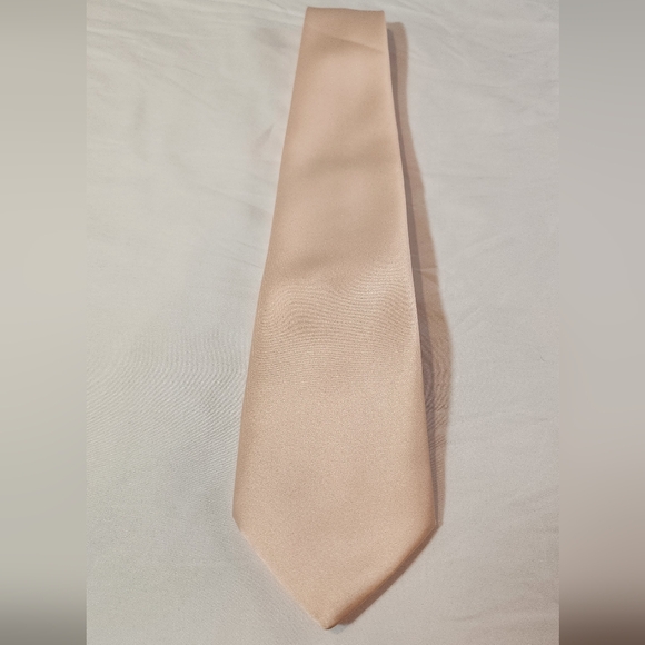 Youngs Formal Wear Peach Pink Tie - Picture 1 of 4